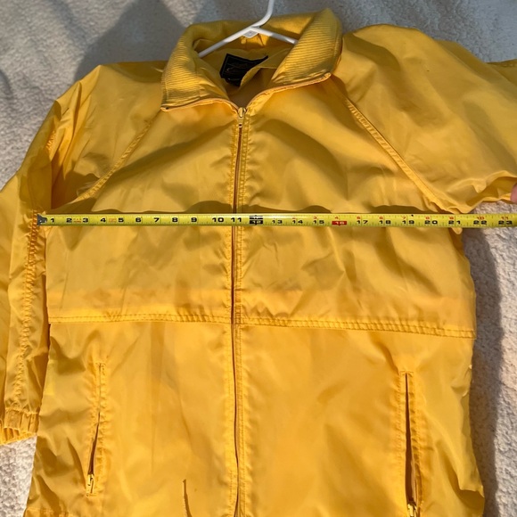 Eddie Bauer Bright Yellow Jacket - Picture 8 of 12